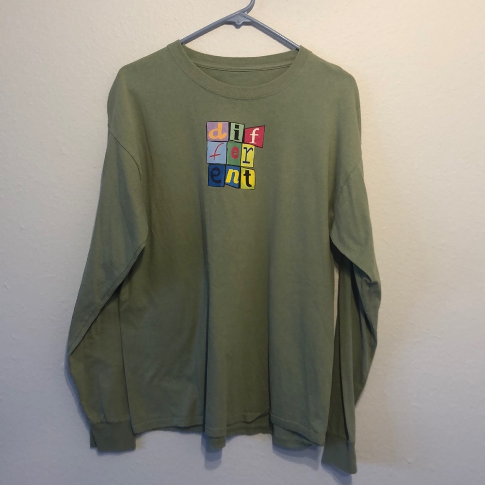 Different Men’s long sleeve street wear shirt